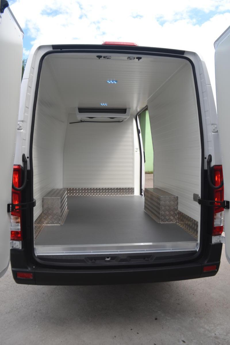 Chladírenská vestavba VW Crafter